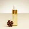 Eine 10 ml Flasche Arganöl, hergestellt mit dem Stein